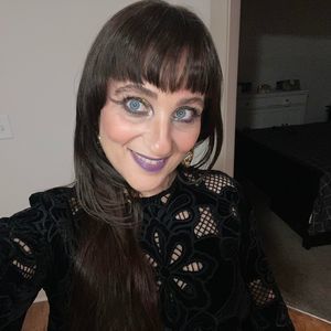 Meet your Posher, Rossella